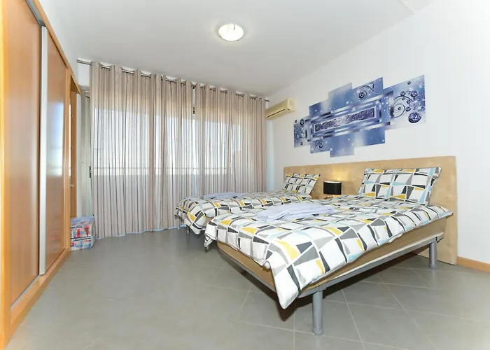 Ruby Red & Atlantic Blue In Oceano Atlantico *