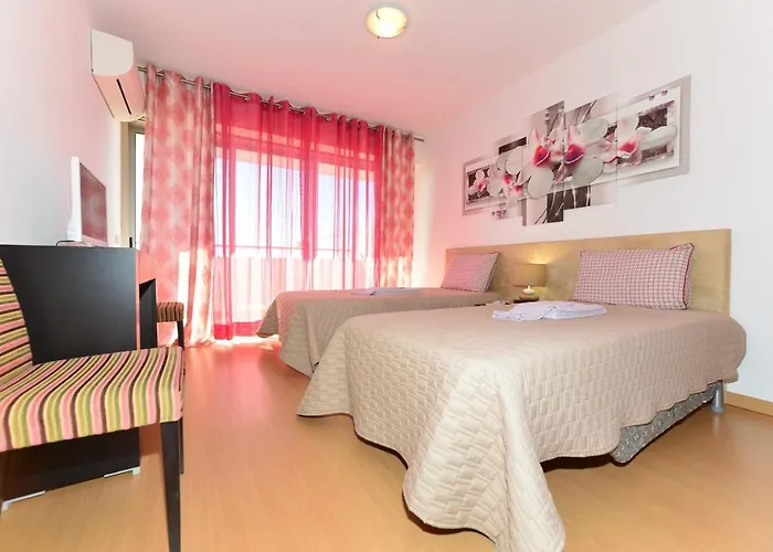 Ruby Red & Atlantic Blue In Oceano Atlantico Appartement Portimão