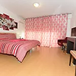 Ruby Red & Atlantic Blue In Oceano Atlantico *