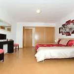 아파트 Ruby Red & Atlantic Blue In Oceano Atlantico *