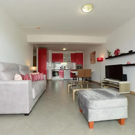 شقة Ruby Red & Atlantic Blue In Oceano Atlantico بورتيماو