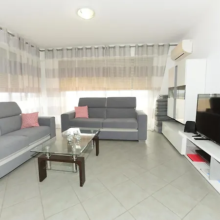 Ruby Red & Atlantic Blue Apartments In Oceano Atlantico Apartment
