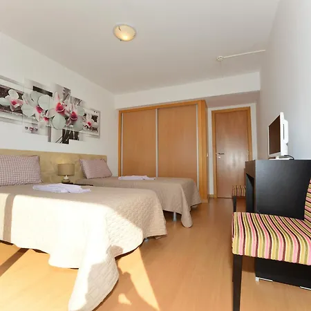 Ruby Red & Atlantic Blue In Oceano Atlantico Lägenhet Portimão