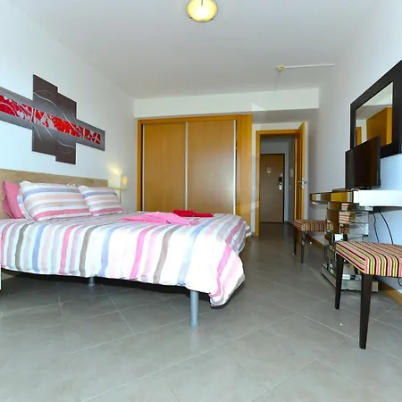 Appartamento Ruby Red & Atlantic Blue In Oceano Atlantico