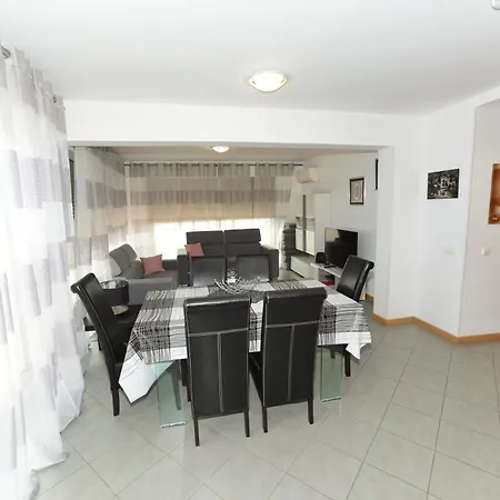 Appartamento Ruby Red & Atlantic Blue In Oceano Atlantico *