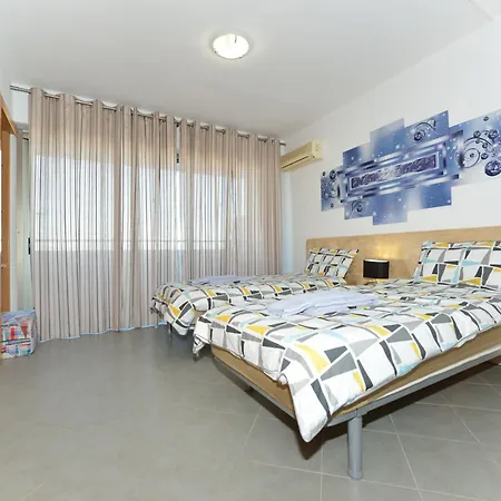 Ruby Red & Atlantic Blue Apartments In Oceano Atlantico *