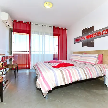 דירה Ruby Red & Atlantic Blue In Oceano Atlantico